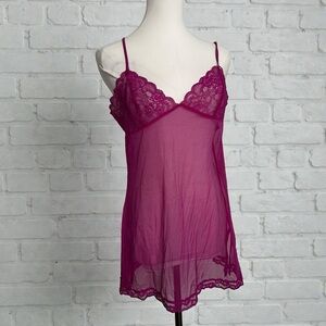 💗 Vintage Victoria’s Secret Sheer Lace Babydoll Slip – Made in USA M
